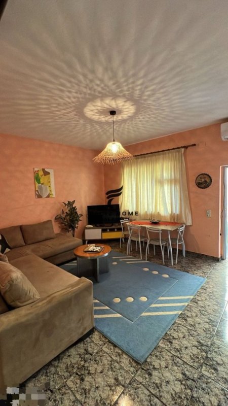Tirane, jepet me qera apartament 3+1+Ballkon Kati 1, 110 m² 650 € (21 DHJETORI)
