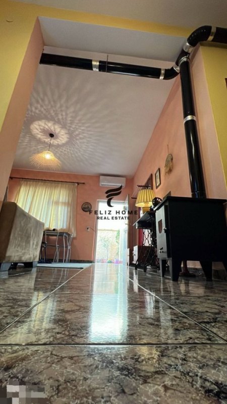 Tirane, jepet me qera apartament 3+1+Ballkon Kati 1, 110 m² 650 € (21 DHJETORI)