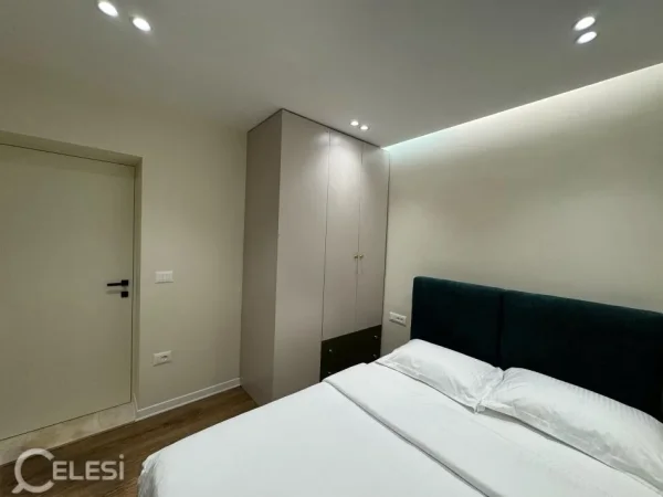 Tirane, shitet apartament 2+1 Kati 2, 60 m² 184.000 € (PAZARI I RI)