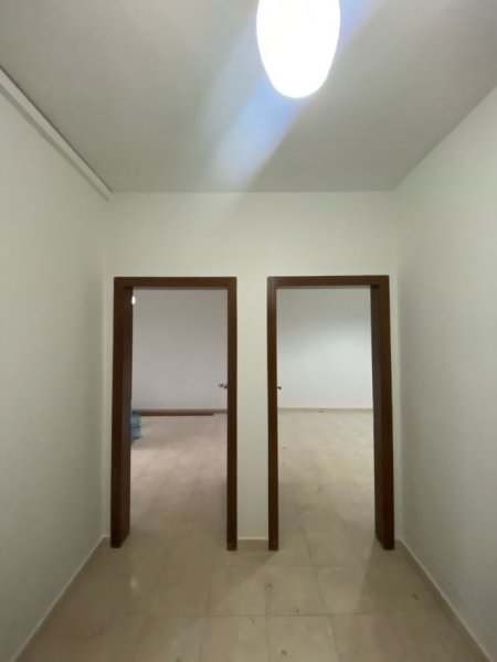 Tirane, jepet me qera apartament 1+1 Kati 4, 56 m² 103.000 € (Rruga bulevardi bajram curri)