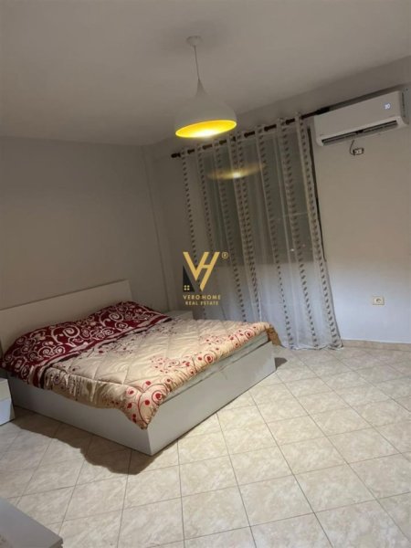 Tirane, jepet me qera apartament 2+1+Ballkon Kati 9, 100 m² 450 € (HYGEA)