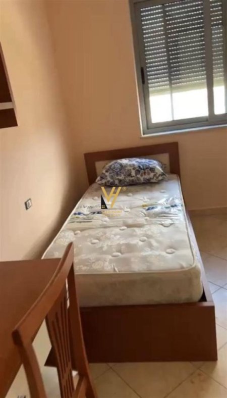 Tirane, jepet me qera apartament 2+1+Ballkon Kati 9, 100 m² 450 € (HYGEA)