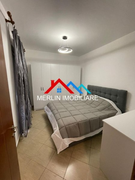 Tirane, jepet me qera apartament 1+1+Ballkon Kati 4, 70 m² 550 € (SELVIA)