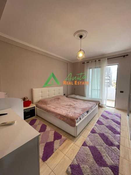 Tirane, jepet me qera apartament 1+1+Ballkon Kati 6, 75 m² 550 Euro, Rruga e Dibres