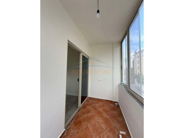 Shitet, Apartament 2+1, Rruga Dritan Hoxha, Tiranë.