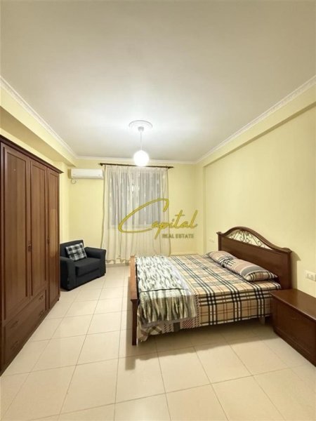 Tirane, jepet me qera apartament 2+1 Kati 1, 100 m² 600 € (DON BOSKO)