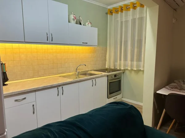 Tirane, shitet apartament 1+1+Aneks+Ballkon Kati 5, 63 m² 115.000 € (Rruga Ndre Mjeda)