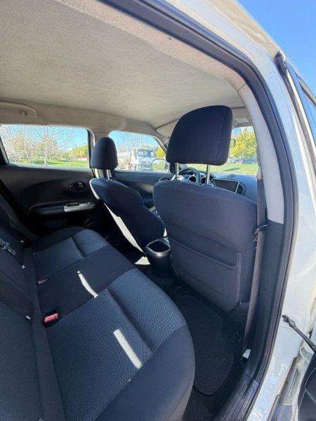 shitet Shitet-Nissan Juke 2012 Cmimi 7.800€ diskutueshem Nafte, e bardhë manuale Kondicioner 98.000 km 7.800 €