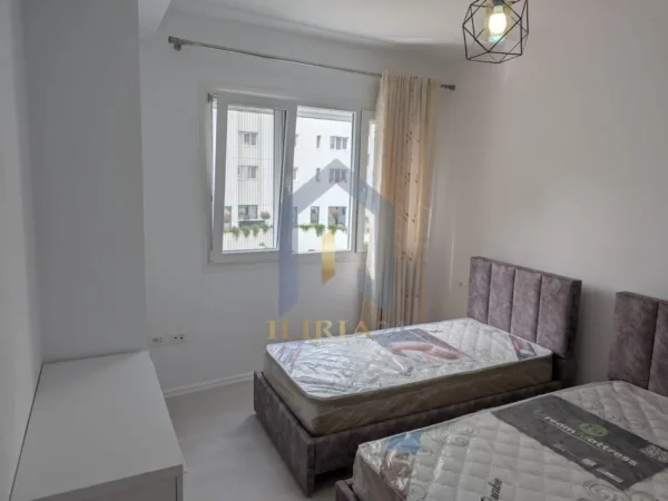 Tirane, shes 2+1 Kati 2, 96 m² (River Residence)