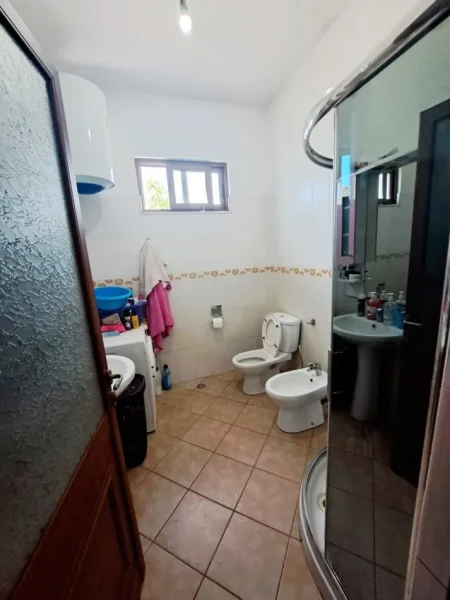 Kavaje, shitet Vile 3+1+Aneks+Ballkon Kati 2, 323 m² 109.000 € (rruga,Skuraj,Kavaje)