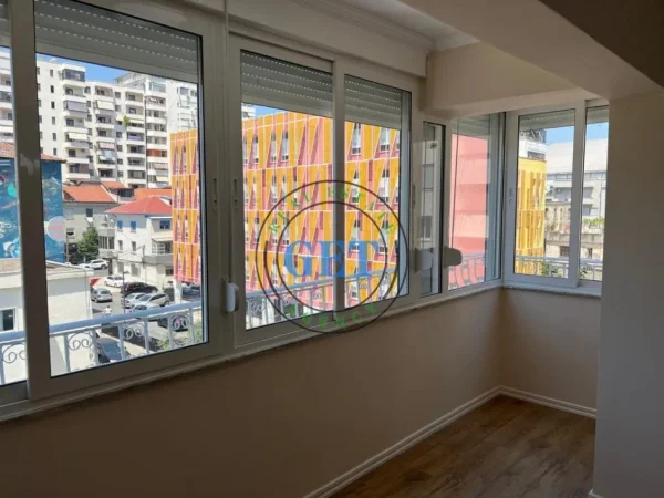 Durres, shitet apartament 2+1 Kati 3, 90 m² 155.000 € (RRUGA E PORTIT ,DURRES)