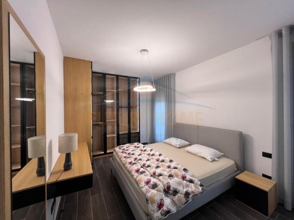 Tirane, jepet me qera apartament 2+1 Kati 2, 1.500 € (Sofia Hill Residence)
