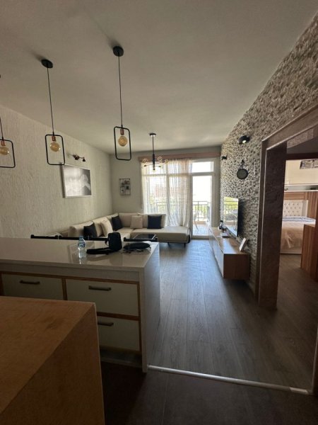 Tirane, jepet me qera apartament 2+1 Kati 4, 90 m² 700 € (Ish fusha e aviacionit, kompleksi IBN)