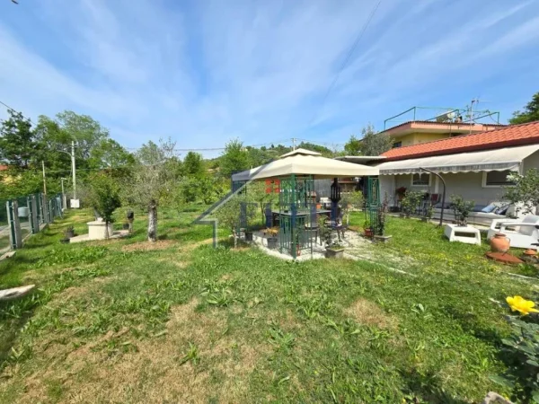 Tirane, shitet shtepi Kati 0, 540 m² 103.000 € (Vaqarr)