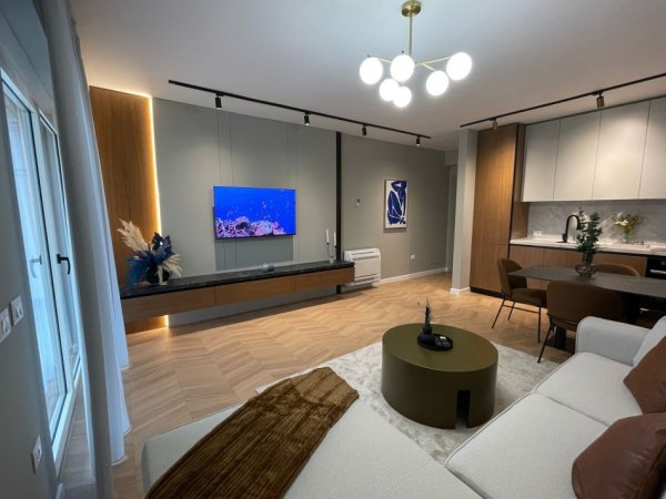 Durres Plazh, shitet apartament 1+1+Aneks+Ballkon Kati 5, 91 m² 175.000 € (Rruga Pavaresia| Plazh)