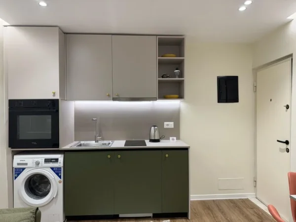 Tirane, shitet 2+1+Aneks+Ballkon Kati 2, 60 m² 184.000 € (pazari i ri)