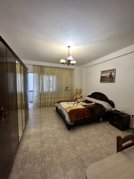 Tirane, jepet me qera apartament 2+1+Ballkon Kati 3, 100 m² 550 € (RRUGA E ELBASANIT)