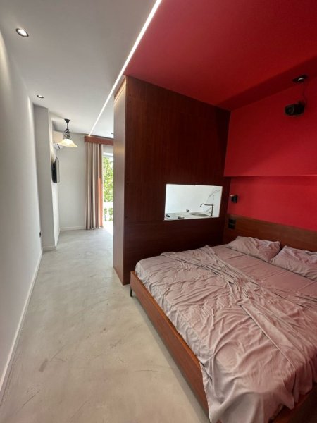 Tirane, jepet me qera 1+1 Kati 5, 40 m² 600 € (shallvaret)