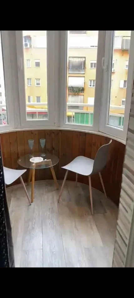 Tirane, jepet me qera apartament 1+1 Kati 5, 60 m² 620 € (Komuna parisit)