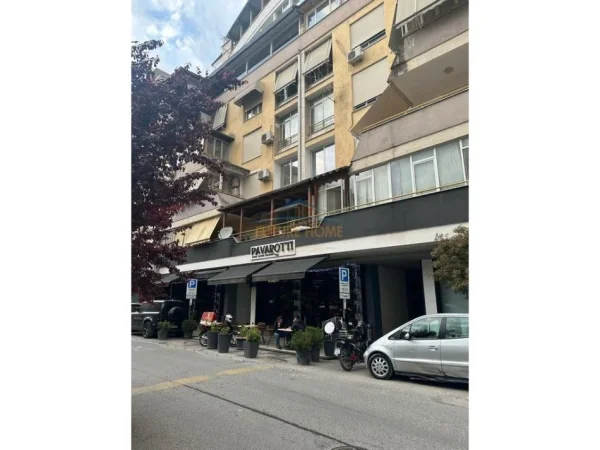 Tirane, shitet apartament 2+1+Ballkon Kati 3, 117 m² 275.000 € (Kopshti Zoologjik)