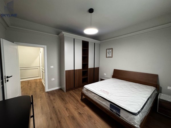 Tirane, jepet me qera apartament 2+1 Kati 1, 85 m² 500 € (Xhanfize Keko)
