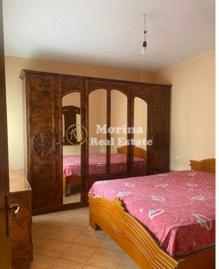 Tirane, jepet me qera apartament 2+1 Kati 3, 90 m² 380 € (Kompleksi Malajzian)