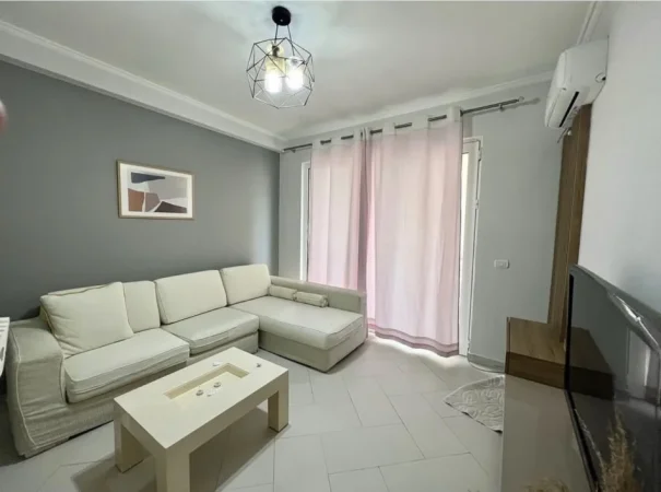 Tirane, shitet apartament 2+1+2Tualete+Ballkon Kati 2, 86 m² 160.000 € (Rruga e Zallit)