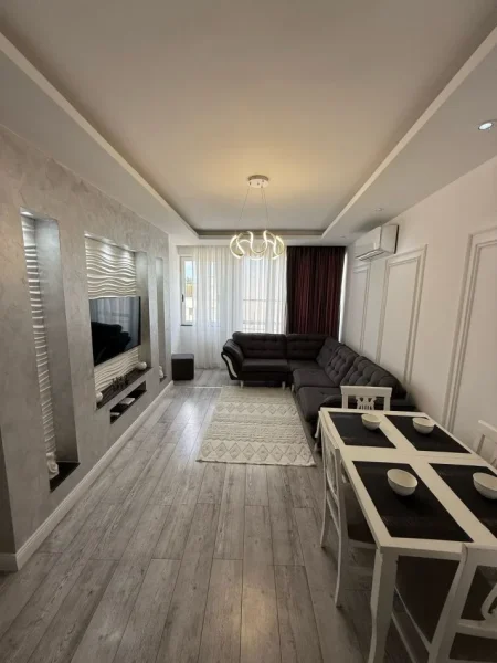 Tirane, shitet apartament 2+1+Ballkon Kati 7, 85 m² 133.000 € (Astir)