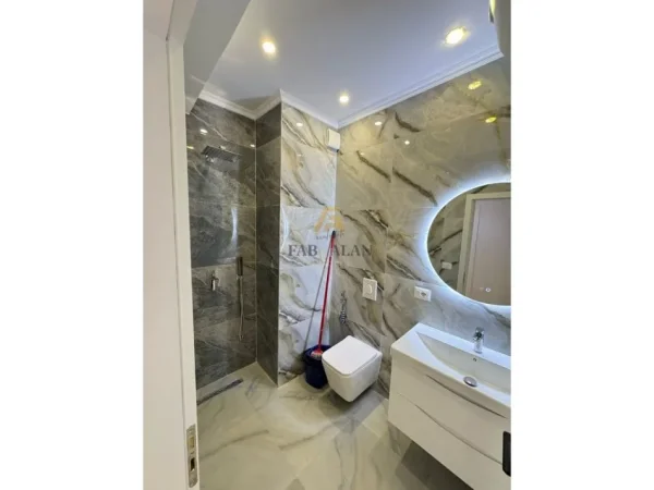 Tirane, shitet apartament 1+1 Kati 4, 60 m² 93.000 € (2 Palmat, ASTIR)