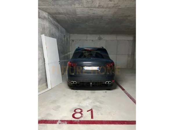 Tirane, jepet me qera apartament 2+1+Ballkon Kati 5, 100 m² 750 € (Fusha e Aviacionit)