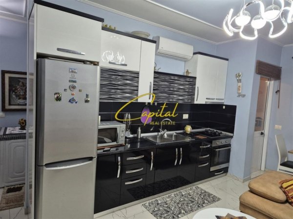 Tirane, jepet me qera apartament 1+1 Kati 6, 70 m² 450 € (RRUGA BESIM ABDIU)