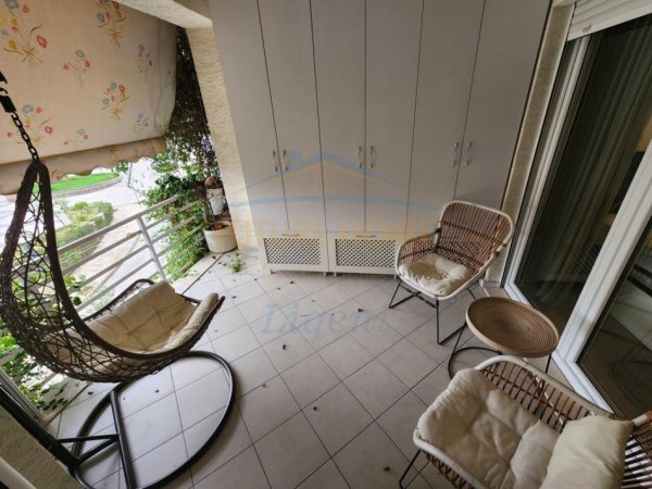 Tirane, jepet me qera apartament 2+1+Ballkon+Post Parkimi, Kati 1, 86 m² 800 € (Rezidenca Kodra e Diellit,)
