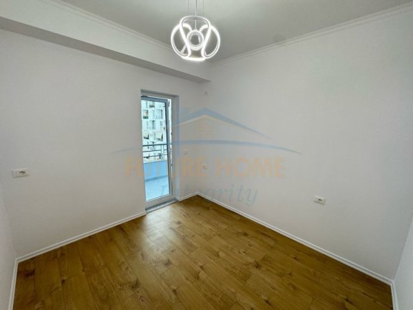 Shitet, Apartament 1+1, Unaza e Re, Tiranë.