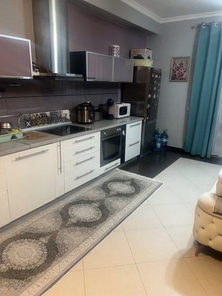 Tirane, shes apartament 2+1 Kati 7, 105 m² 124.000 € (Kthesa e Kamzes)