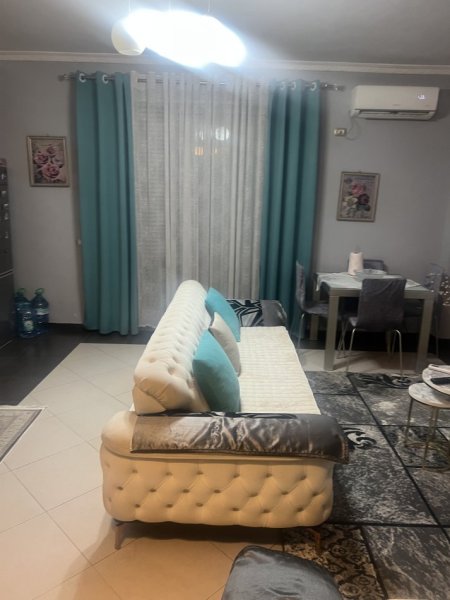 Tirane, shes apartament 2+1 Kati 7, 105 m² 124.000 € (Kthesa e Kamzes)