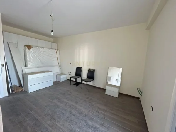 ‼️  𝐀𝐏𝐀𝐑𝐓𝐀𝐌𝐄𝐍𝐓 𝟑+𝟏+𝟐 𝐍𝐄 𝐒𝐇𝐈𝐓𝐉𝐄 𝐓𝐄𝐊 𝐊𝐎𝐃𝐑𝐀 𝐄 𝐏𝐑𝐈𝐅𝐓𝐈𝐓, 𝐓𝐈𝐑𝐀𝐍𝐄  ‼️