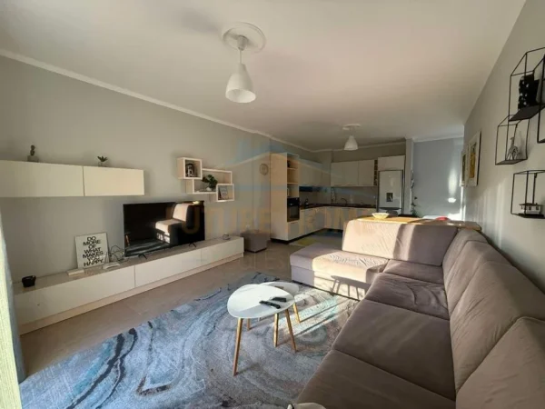 Tirane, shitet apartament 2+1+Ballkon Kati 1, 96 m² 215.000 € (Liqeni i Thate)