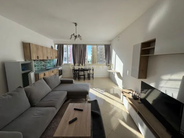 Tirane, shitet apartament , 131 m² 139.000 € 