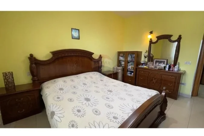 Tirane, shitet apartament 3+1 Kati 5, 106 m² 180.000 € (rruga bardhyl)