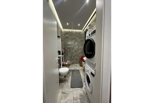Tirane, jepet me qera apartament 2+1+Ballkon Kati 4, 115 m² 1.500 € (Rruga e Kosovareve)