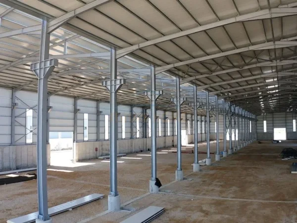 Durres, jepet me qera ambjent biznesi Kati 0, 5.000 m² 15.000 € (Spitalle - Durres)