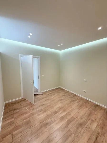 Tirane, shitet apartament 2+1 Kati 6, 101 m² 130.000 € (Astir, Rruga “Micky Mouse”)