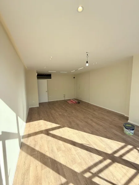 Tirane, shitet apartament 2+1 Kati 6, 101 m² 130.000 € (Astir, Rruga “Micky Mouse”)