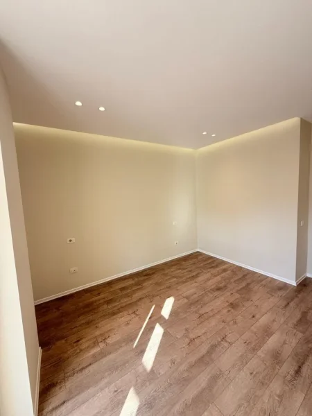 Tirane, shitet apartament 2+1 Kati 6, 101 m² 130.000 € (Astir, Rruga “Micky Mouse”)