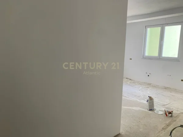 Durres, shitet garsonier 1+1 Kati 6, 45 m² 55.000 € (PLAZH HEKURUDHA Durrës)