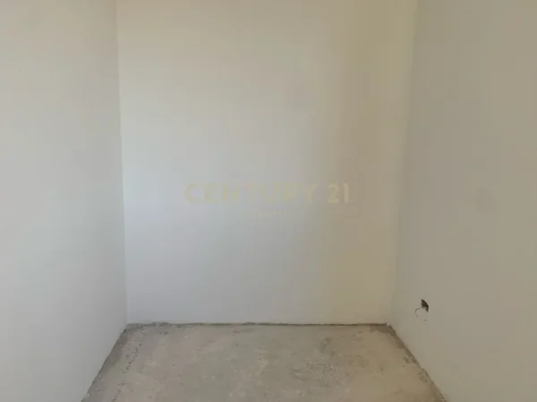 Durres, shitet garsonier 1+1 Kati 6, 45 m² 55.000 € (PLAZH HEKURUDHA Durrës)