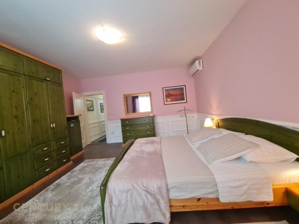 Tirane, jepet me qera Vile 2+1 Kati 2, 120 m² 800 € (Kinostudio)