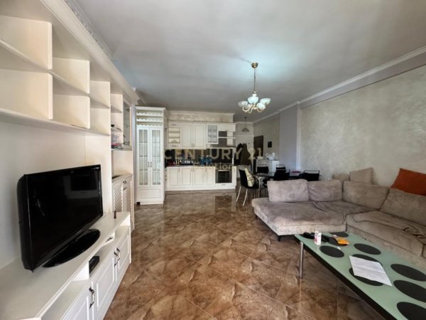 Tirane, shitet apartament 2+1 Kati 4, 100 m² 148.000 € (ASTIRIT)