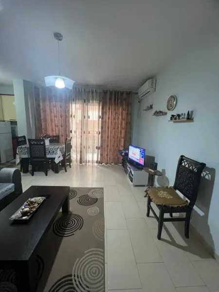 Tirane, jepet me qera apartament 2+1+Ballkon Kati 3, 90 m² 500 € (teodor keko)