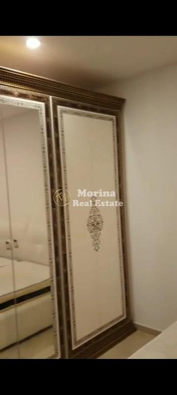 Tirane, jepet me qera apartament 1+1 Kati 3, 65 m² 400 € (Xhamlliku-Rruga Sadik Petrela)